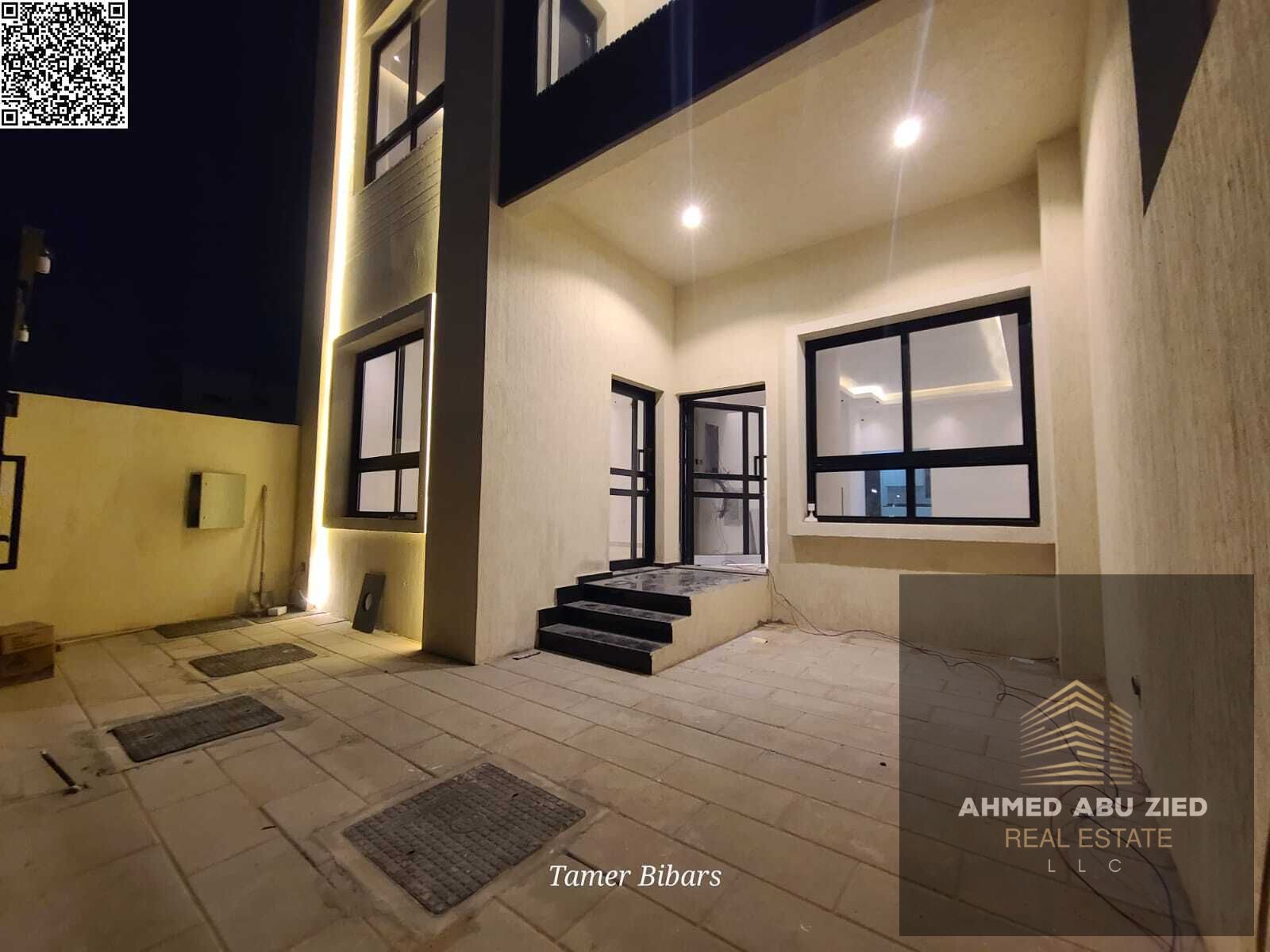 4Master Beds | Roof | Front Setback | Near All