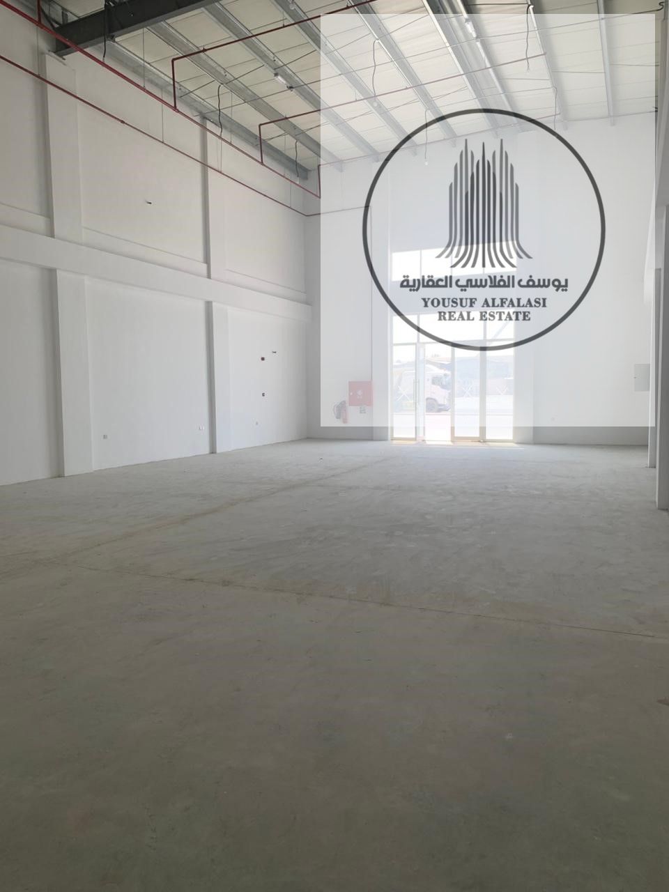 A golden opportunity to rent – a prime showroom on a main street in Al Jurf Industrial Area 3 – Ajman