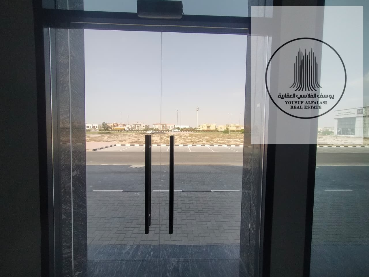 Commercial showroom for rent main street Al Jurf 3 area 4400 sq ft