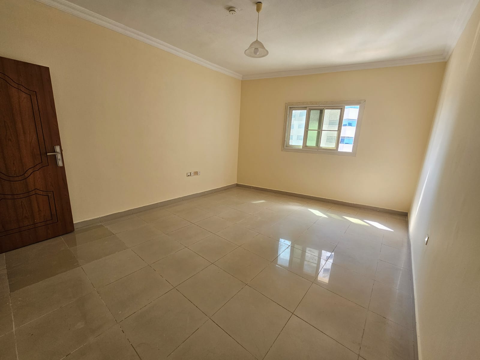 Beautiful 2 Bedrooms + Living Room with Spacious Layout and Open View. Master Bedroom Built-in Wardrobes Free Parking Prime Location Close to All Ser