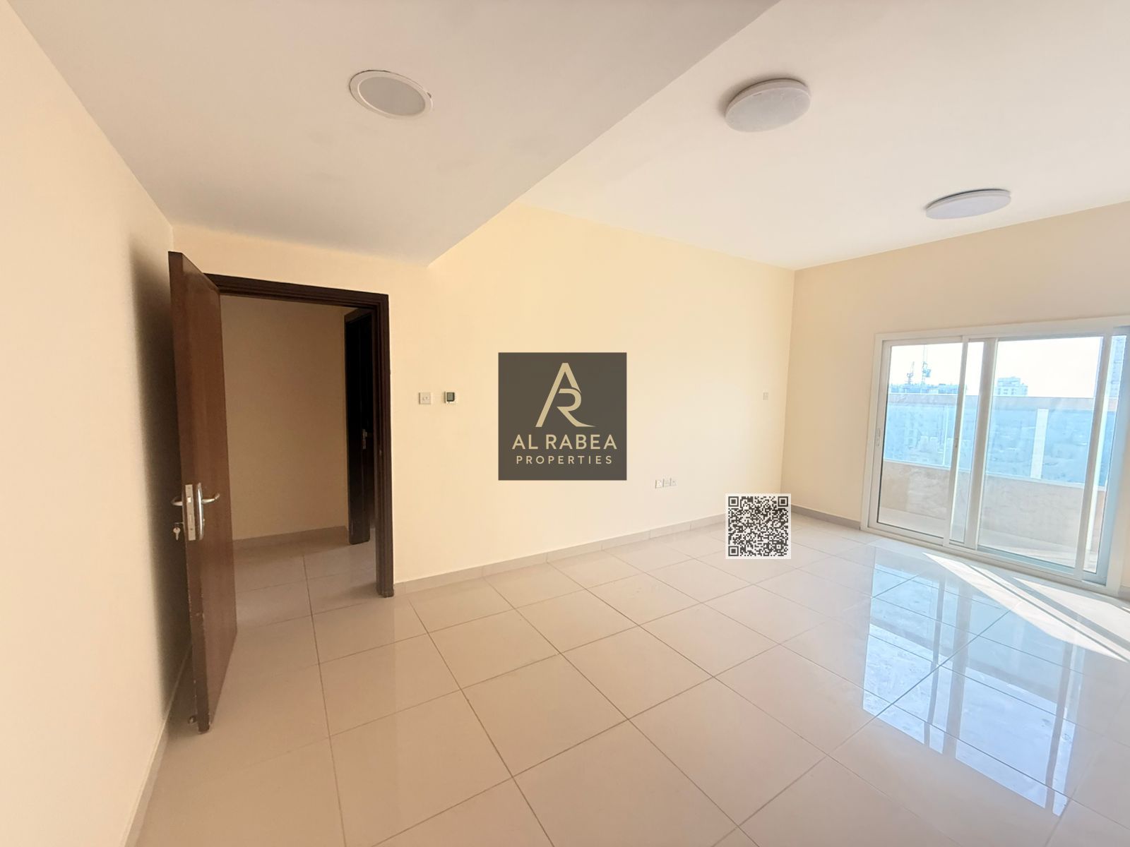 Open view - Specific location - Built-in wardrobes