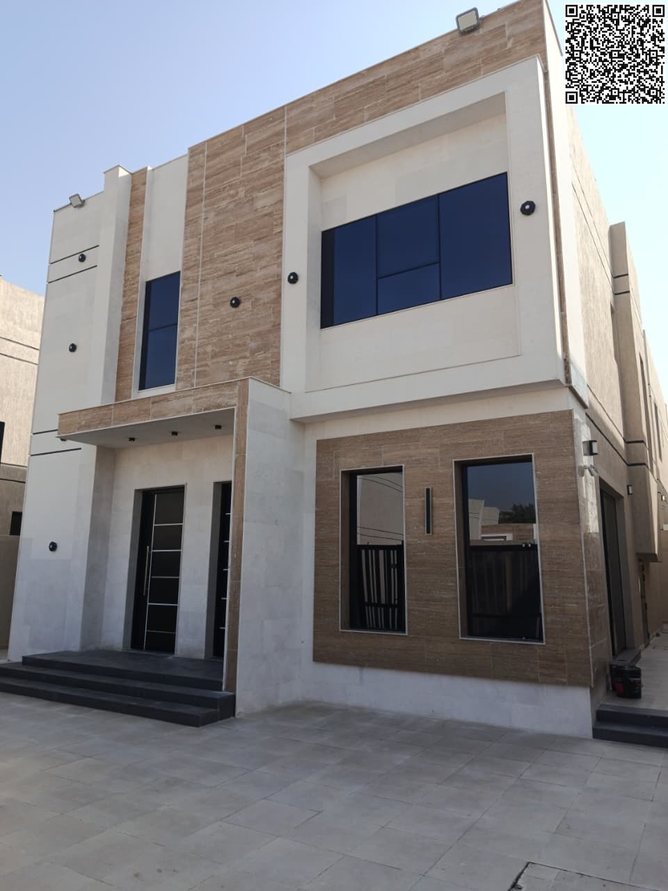 Villa for rent in Al Zahia area. The villa consists of two floors: First floor: living room with bathroom + majlis with bathroom and wash area + kitch