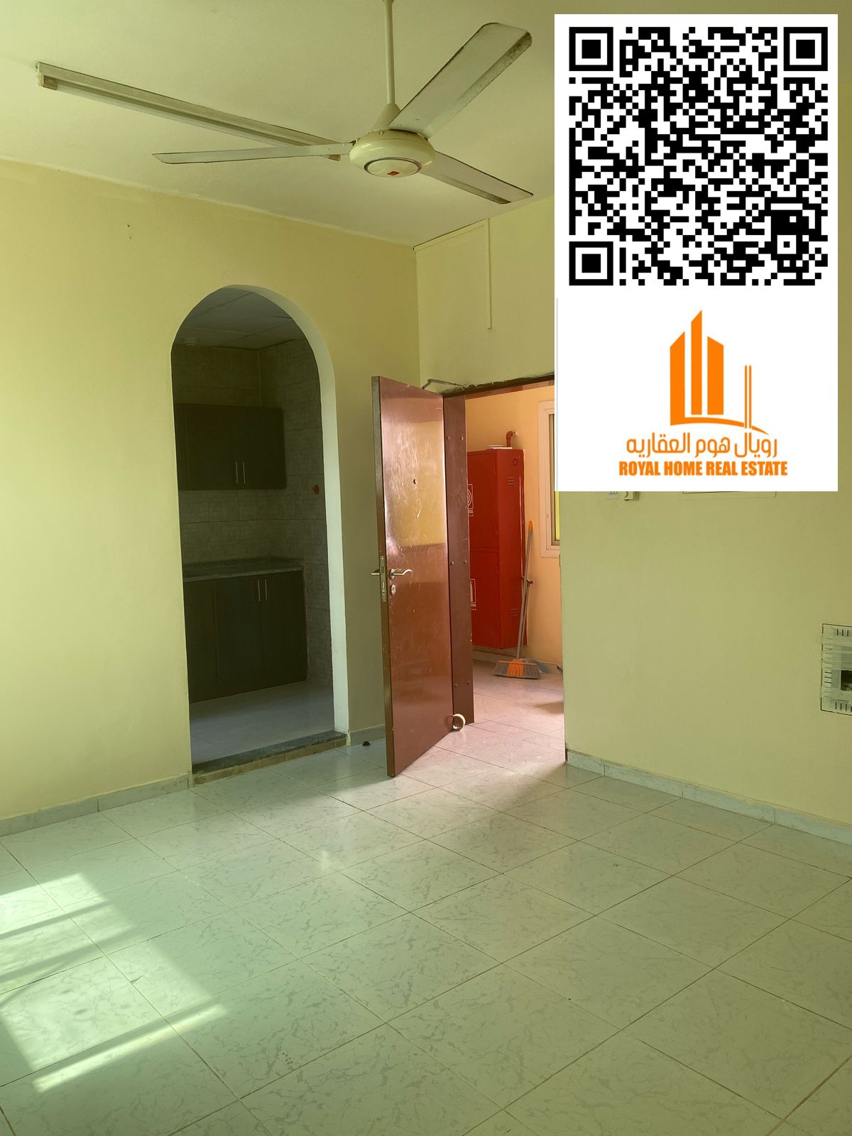 A semi-detached kitchen studio apartment with excellent space, flexible payment options, and free periodic maintenance. Prime location close to all pr