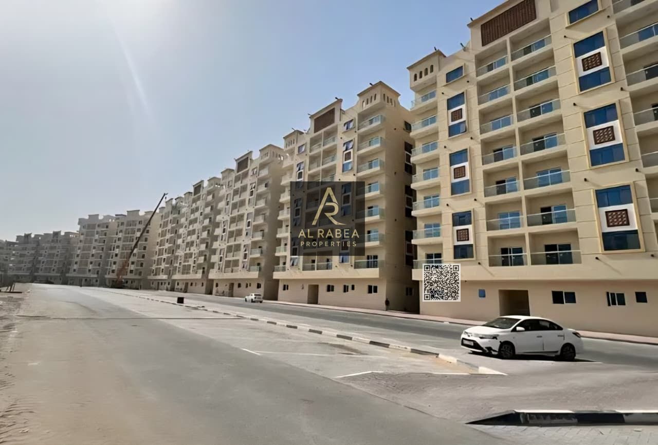 Prime strategic location - Easy access to Dubai - Built-in wardrobes - Balcony - Luxurious finishes