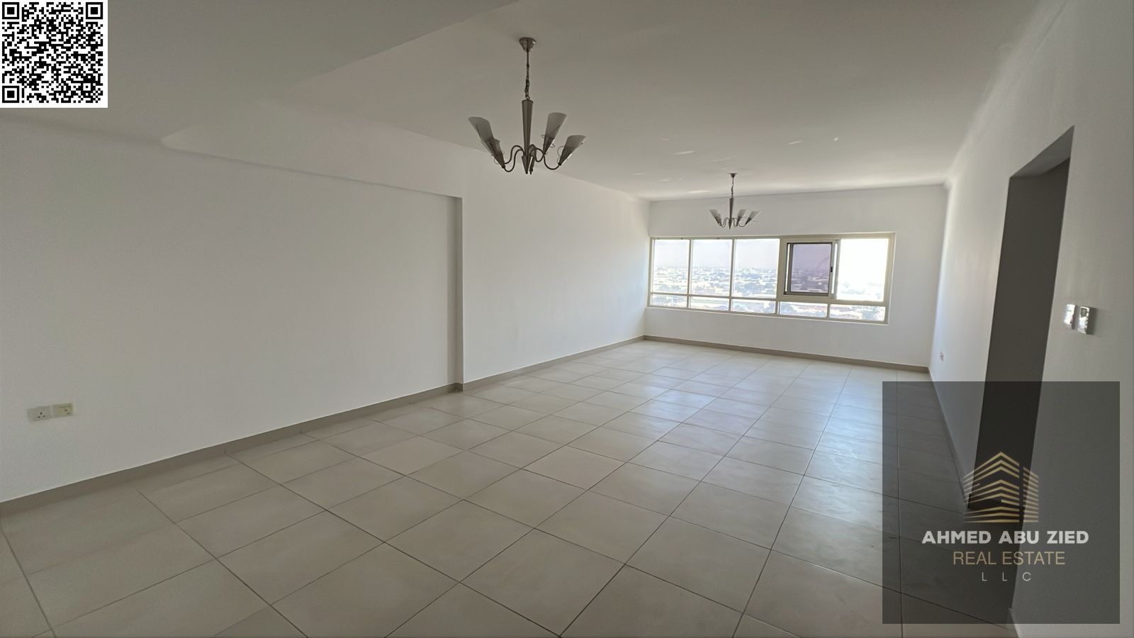 Luxurious and beautiful two-bedroom apartment with a living room available for annual rent - Two bedrooms, including a master bedroom - Spacious livin
