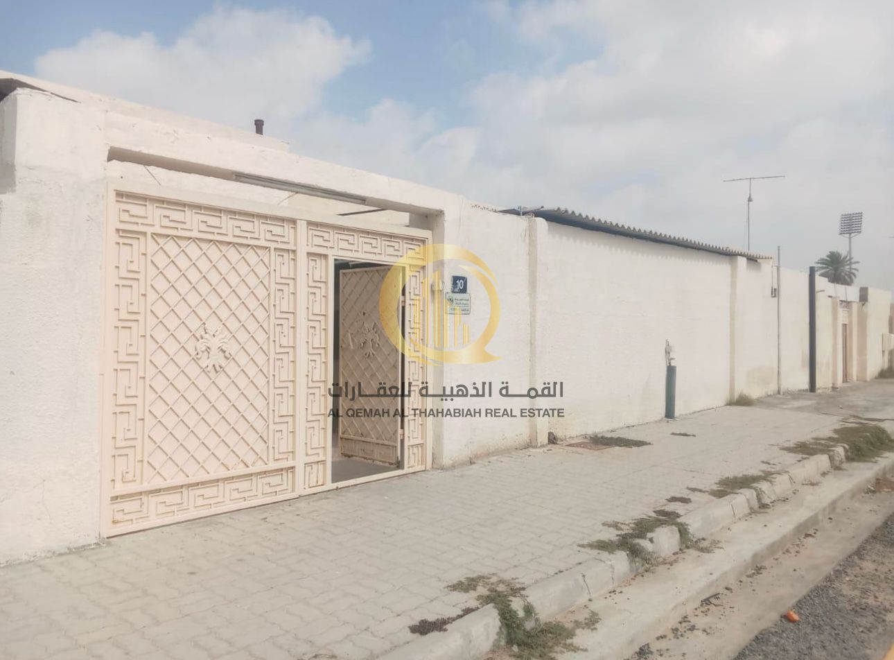 or sale: a house in Al Qasimia, Al Heera suburb With an area of 6,400 sq ft Consisting of eight rooms