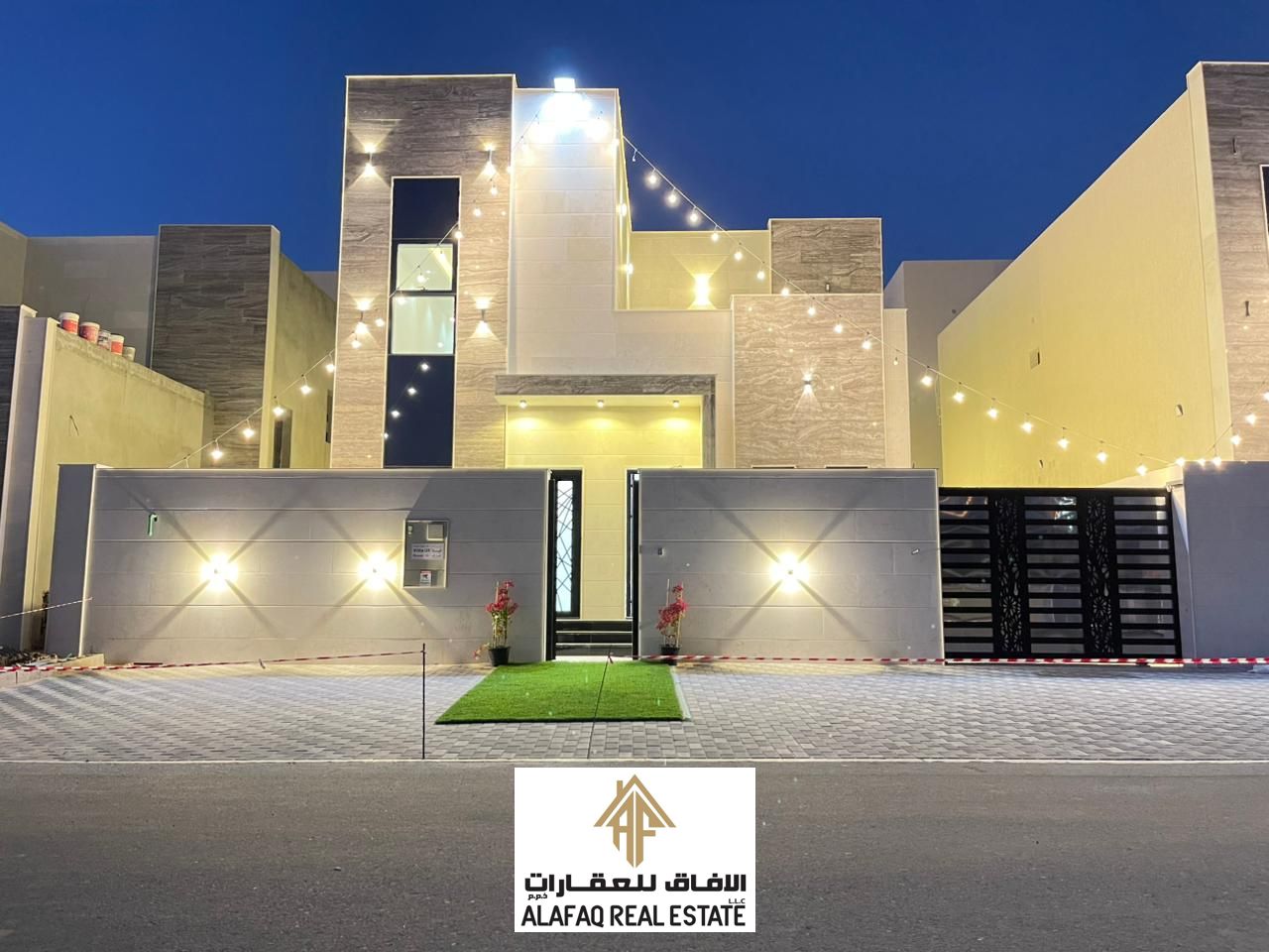 For rent: 4-bedroom apartment with 6 bathrooms in Al Zahia, luxury finishes, AED 100,000 in 4 easy installments.