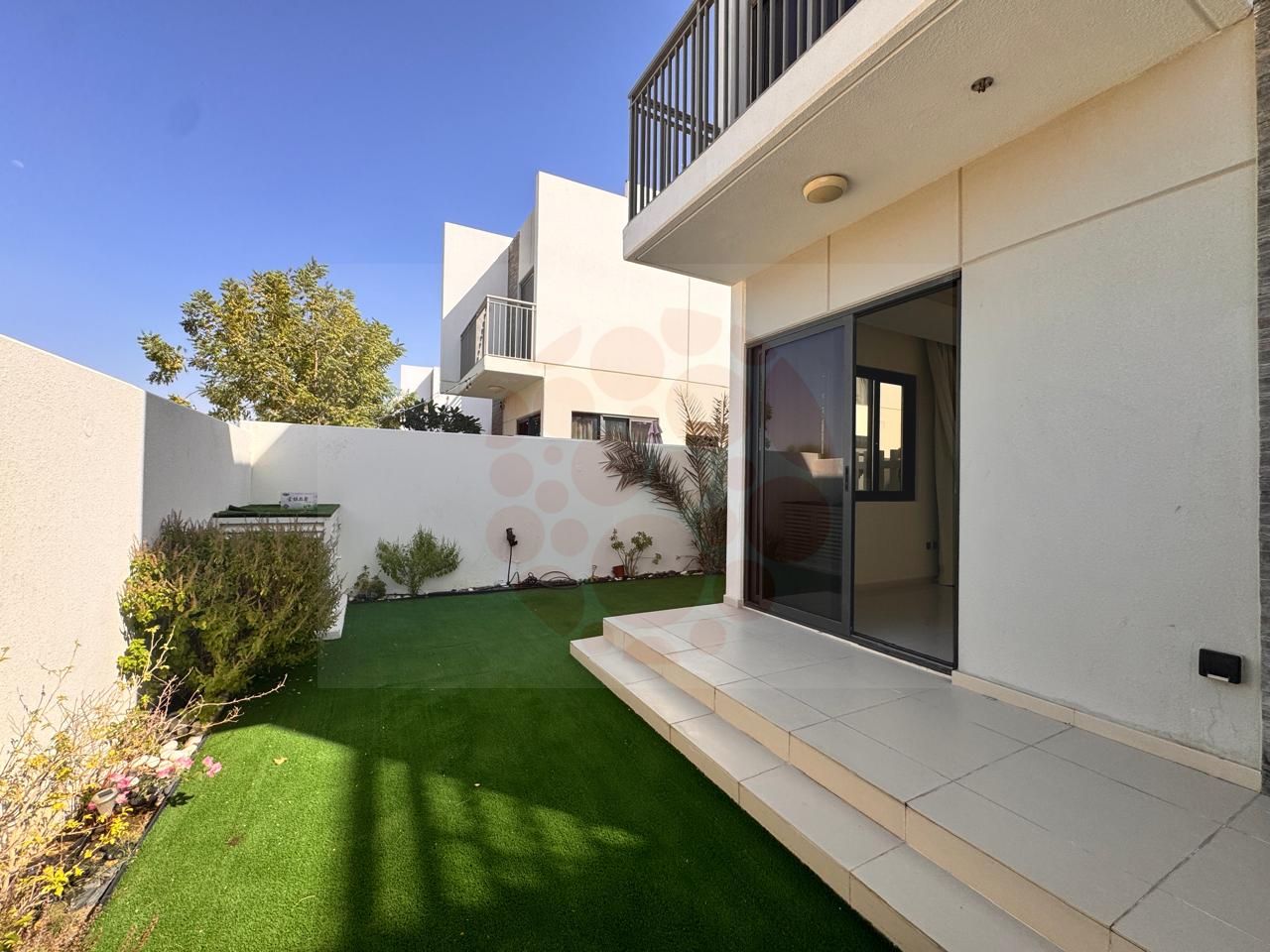 Corner Unit | 3 Bedrooms + Maid | 5 Bathrooms | Spacious Family Home | For Rent