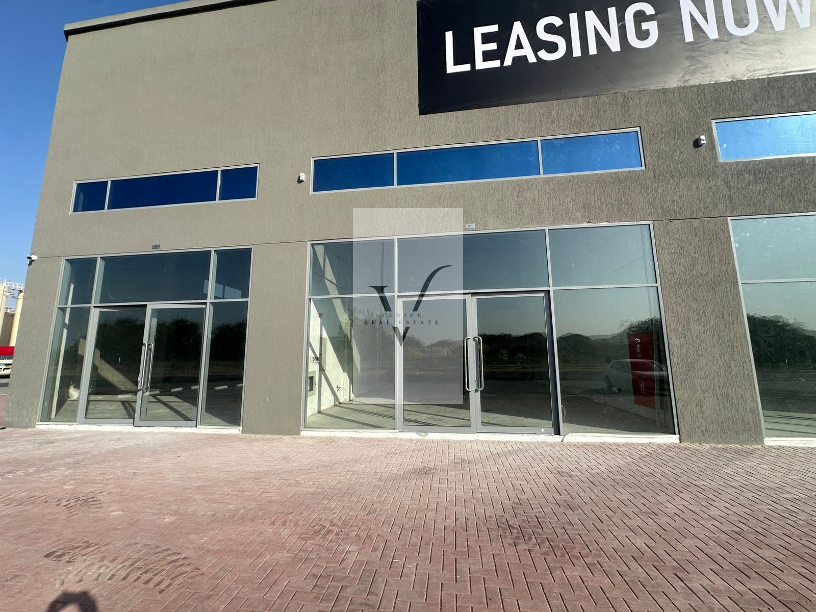 Cash payment – prime location – open view – parking space – balcony