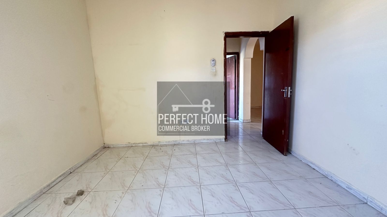 Spacious 2Bhk with balcony 4 to 6 cheques payment IN BUTINA FOR BACHELORS