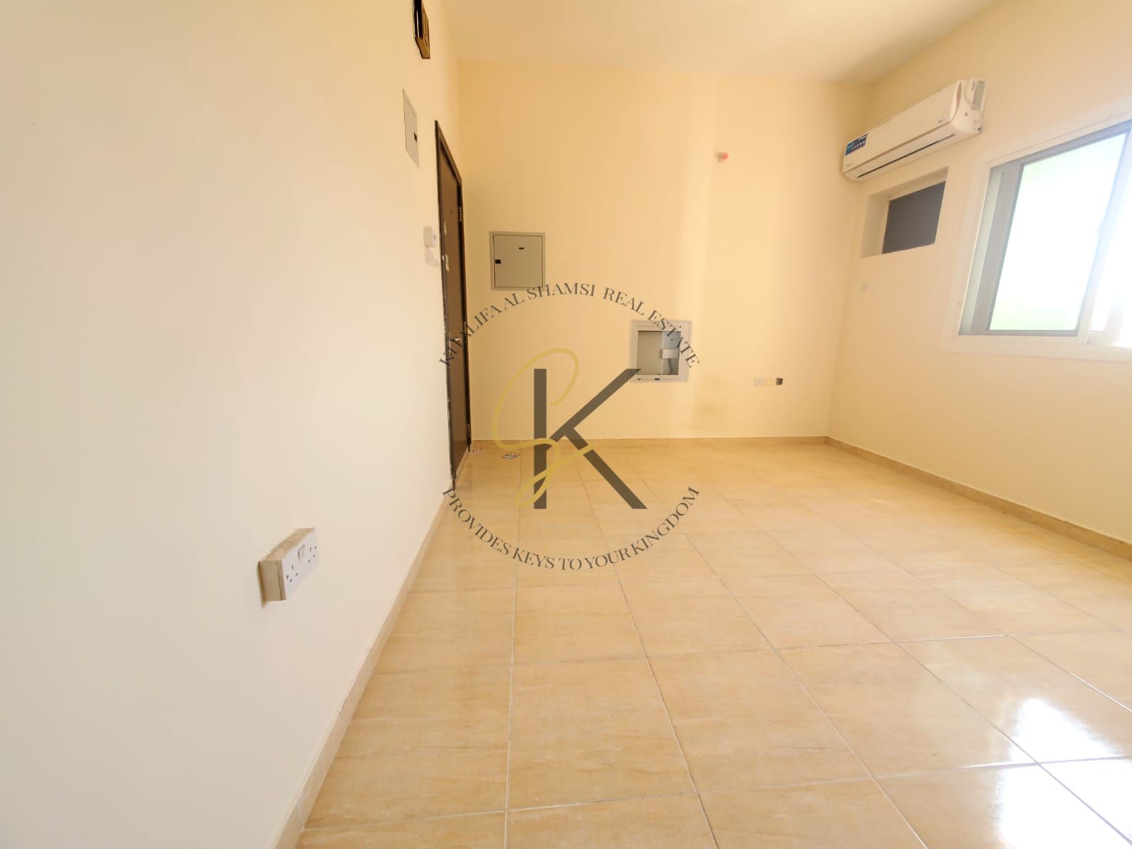Spacious Unfurnished Studio for Rent | 450 Sqft Modern Living in Muwailah, Sharjah