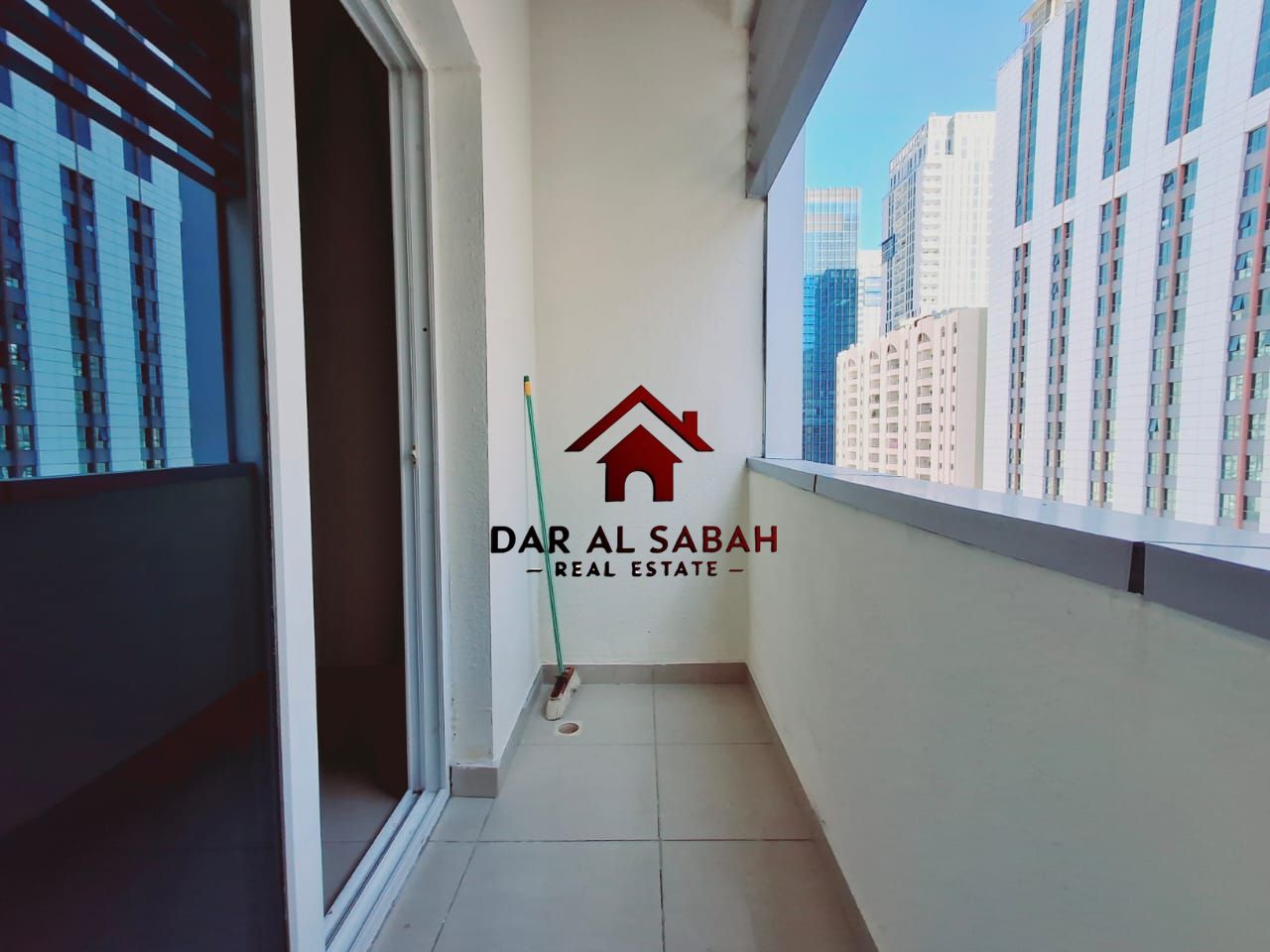 READY TO MOVE 2BHK FOR FAMILY EASY EXIT DUBAI