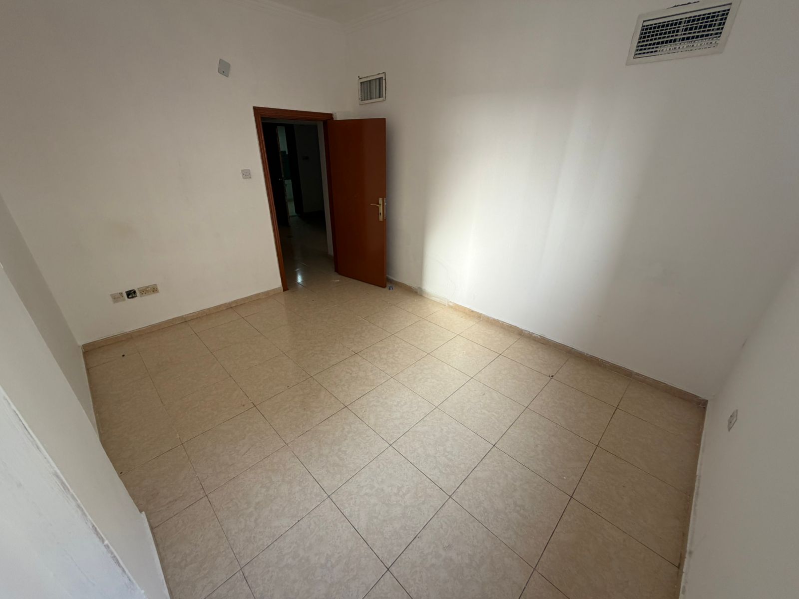 1 Bedroom Apartment with Sea View for Annual Rent – Al Rashidiya, Ajman