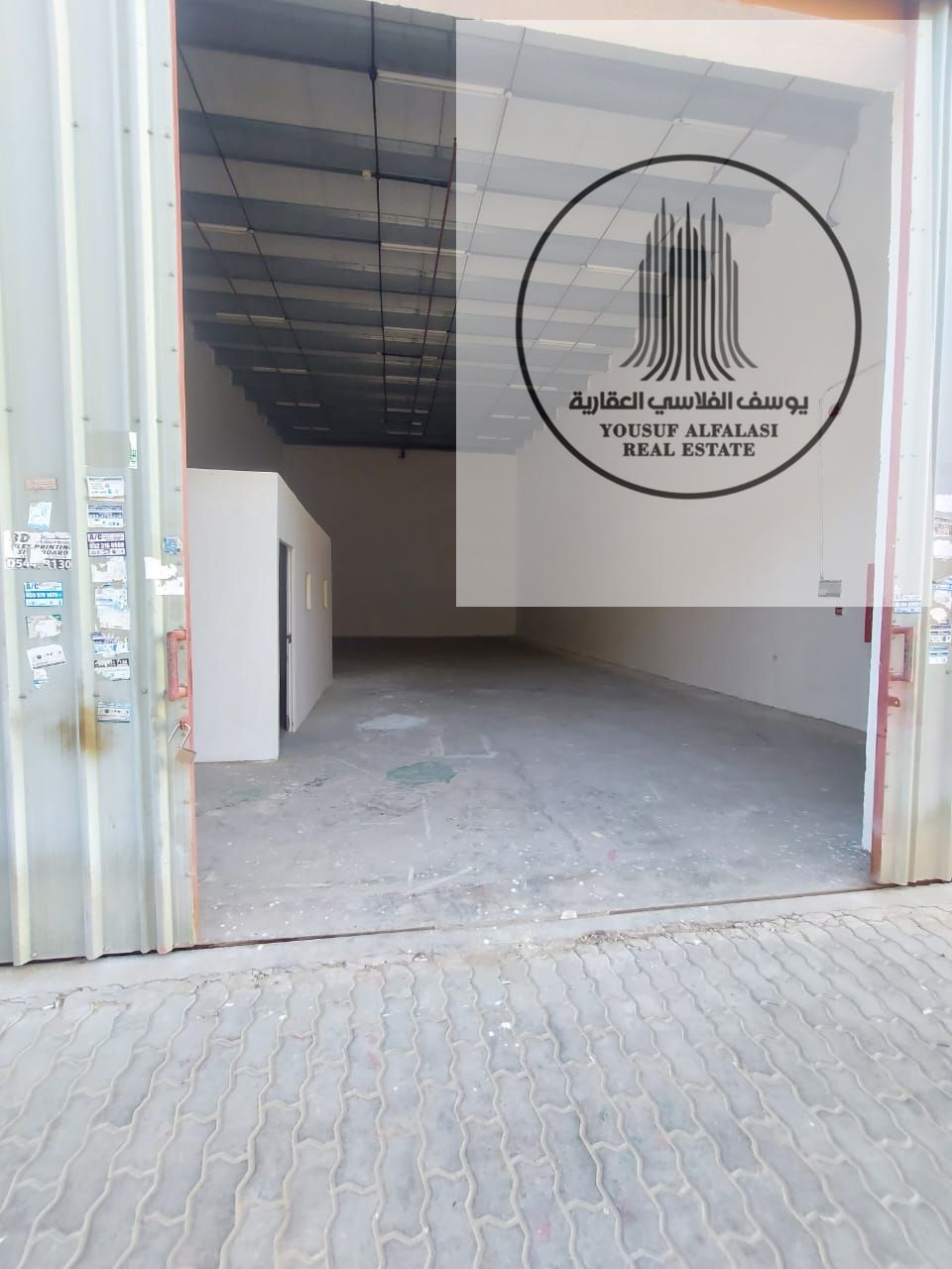 Warehouse available for rent space 2000 sq 3 phase electricity 20 kW
