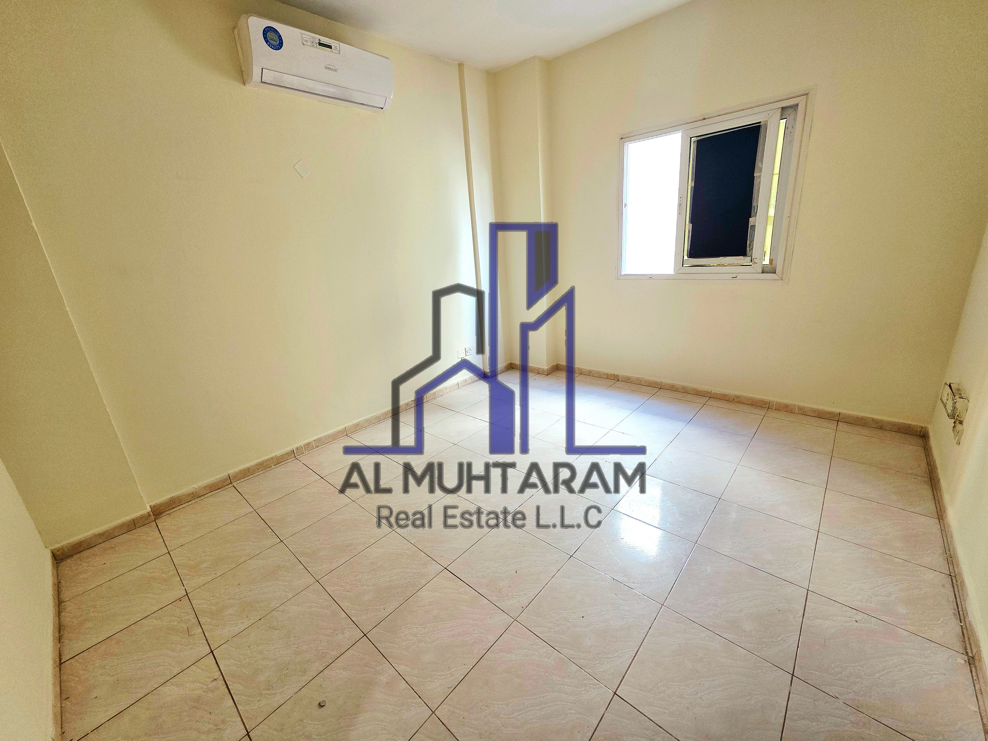 LUXURY STUDIO AVAILABLE IN SHARJAH MUWAILAH IN. GOOD CONDITION WITH CENTRELN