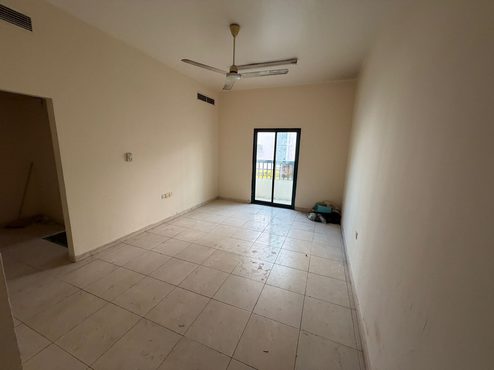 Only 32,000 - Two bedrooms - Living room - Prime location, second row from the Corniche