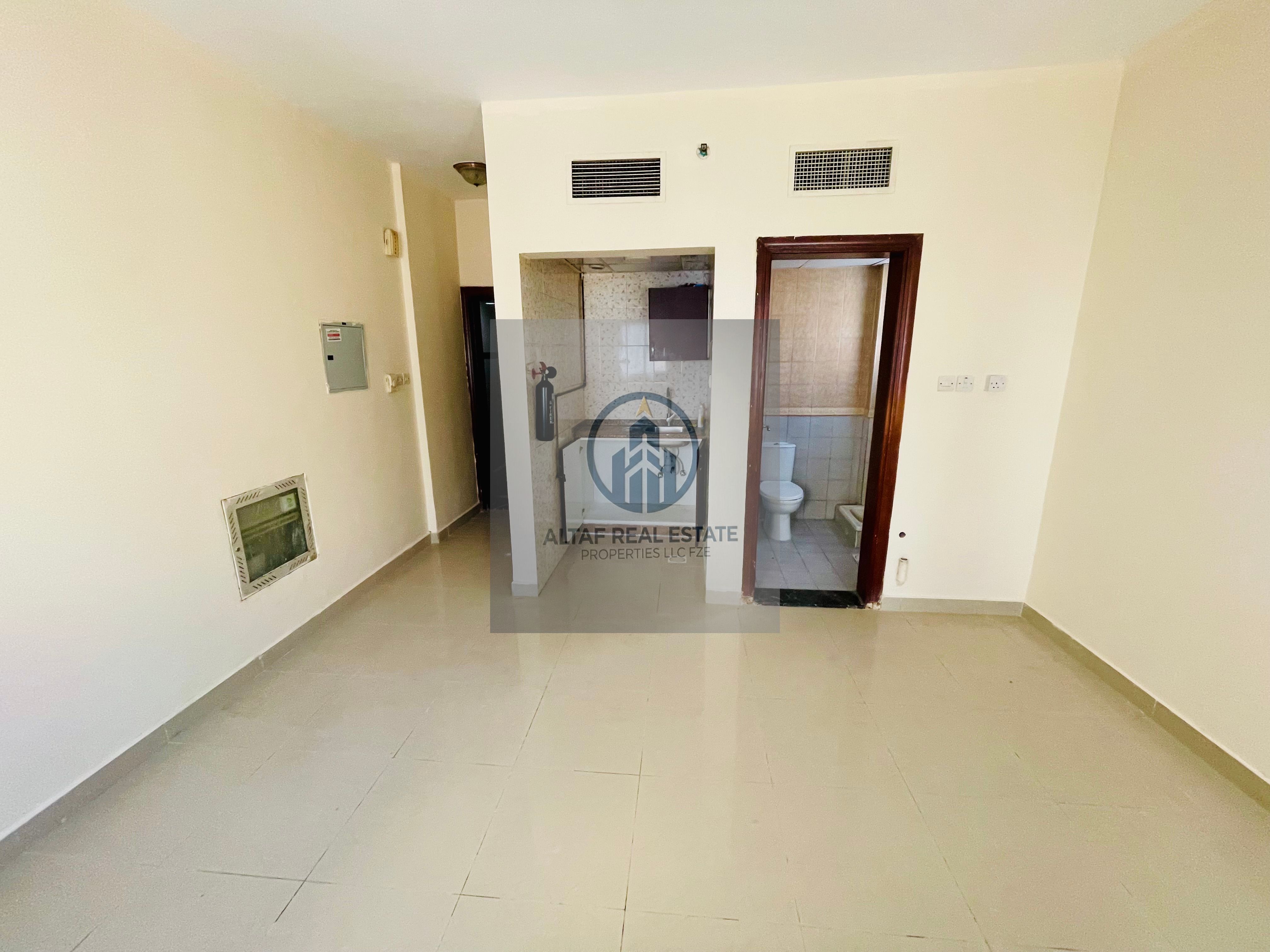 Ready to Move studio with Separate Kitchen Near Mujarah Park And Cornishe