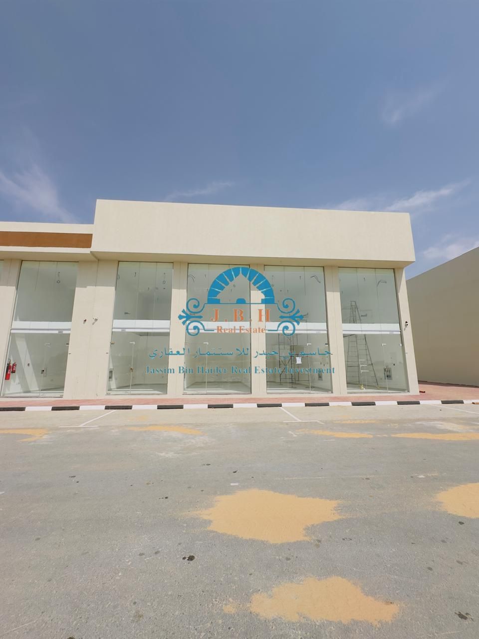 Shop for sale in Al-Haliou area