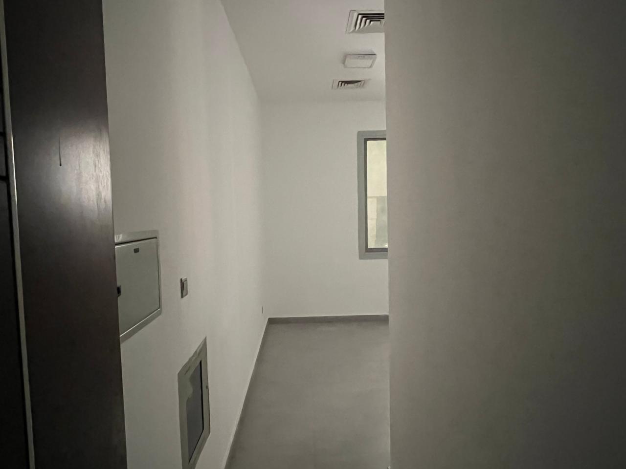 New studio apartment – second tenant – for annual rent in Ajman, Al Rawda area – behind Al Hamidiya Police Station Clean and ready to move in Sepa