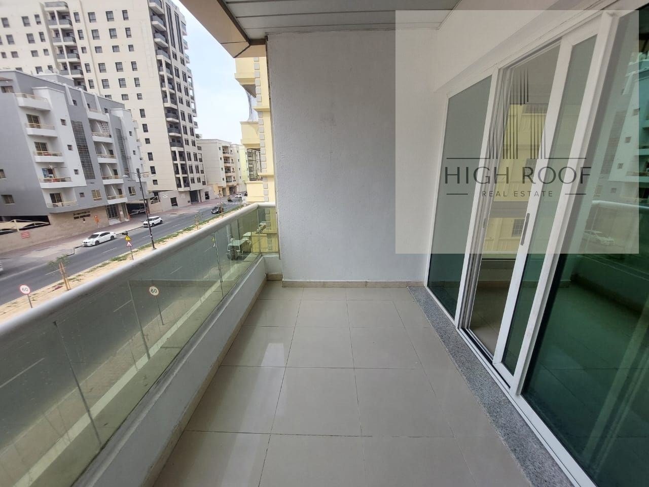 Gorgeous 1BHK Available Near Pond Park
