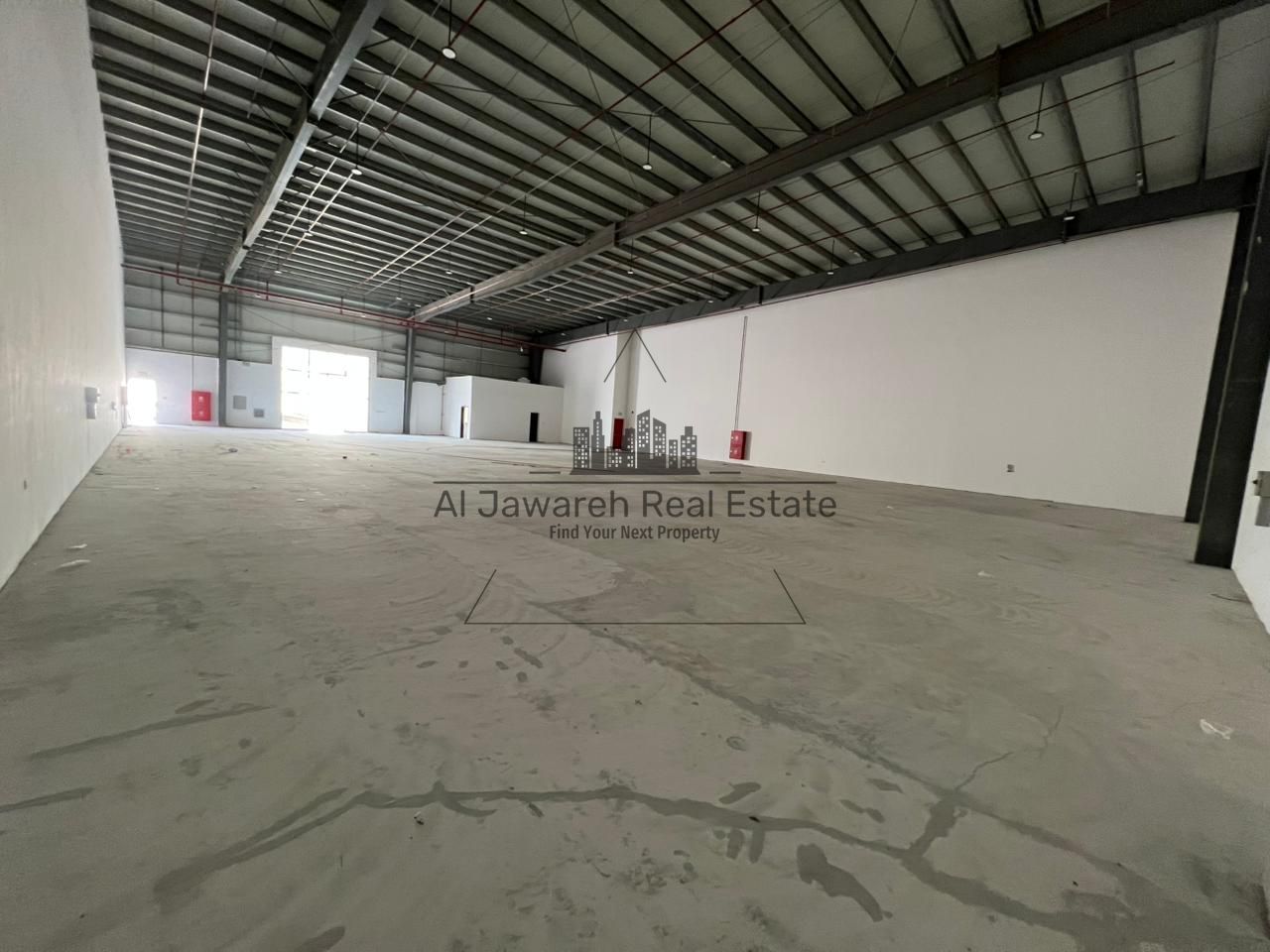 For annual rent – New warehouse in Umm Al Quwain Property Code: 3045 An excellent opportunity for industrial and commercial businesses to rent