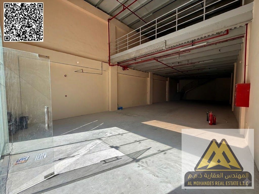 Ground Floor Area 2211 sq ft | Mezzanine 1611 sq ft | 10% Deposit (Cash Only) | Very Large Space | Suitable for All Businesses