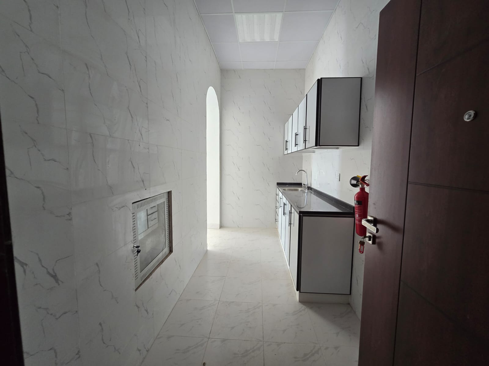 Brand new studio apartment – first occupancy – for annual rent in Ajman, Al Jurf, behind the Chinese Market Near Ajman Festival City Prime location