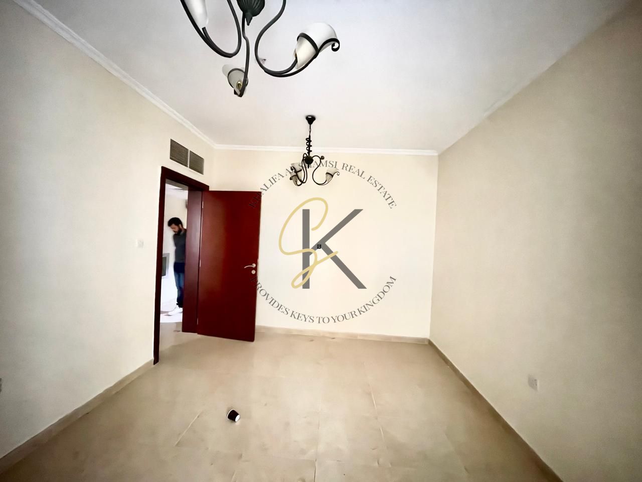 Spacious Unfurnished 1BHK for Rent | 940 Sqft Modern Apartment in Muwailah Commercial, Sharjah