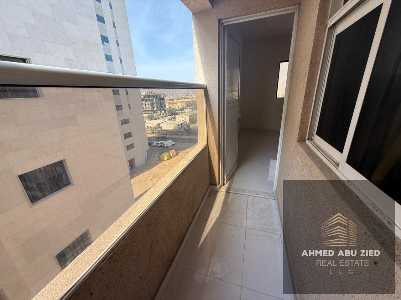 A great opportunity to live in a practical and comfortable apartment suitable for employees, located in a prime area of Al Jurf 3 with all essential f