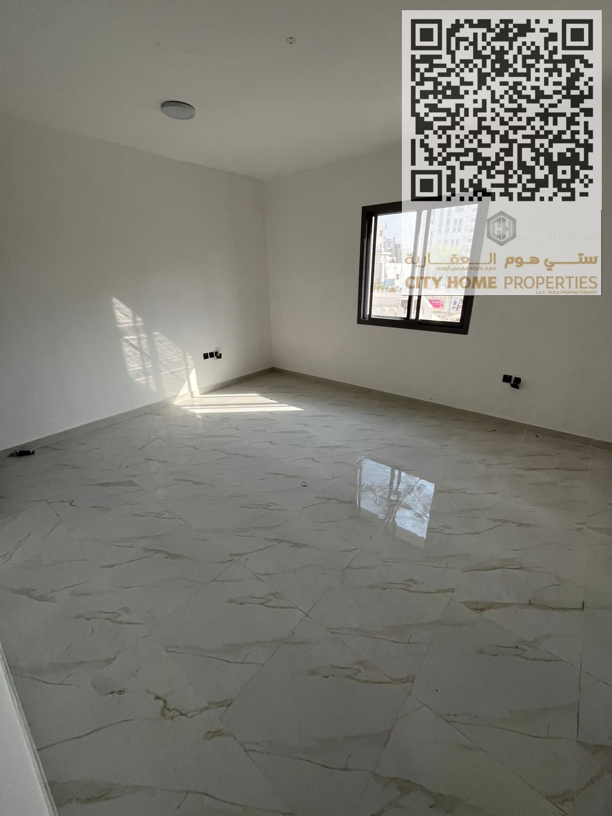 Separate Kitchen and Equipped Bathroom – Ideal for Individuals or Couples