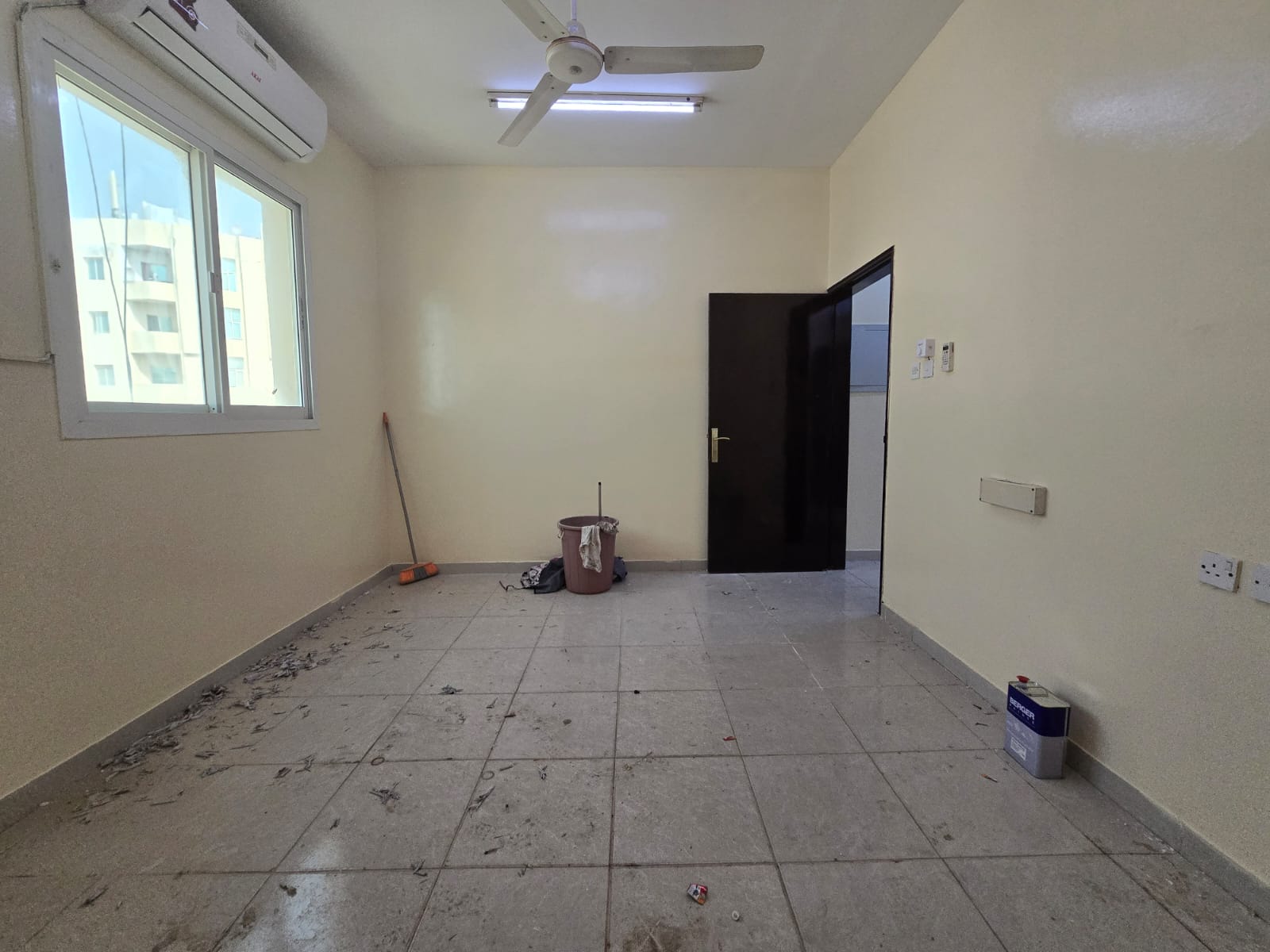 English Listing – Al Rawdha, Ajman Beautiful 2-bedroom apartment for annual rent in Al Rawdha, Ajman!
