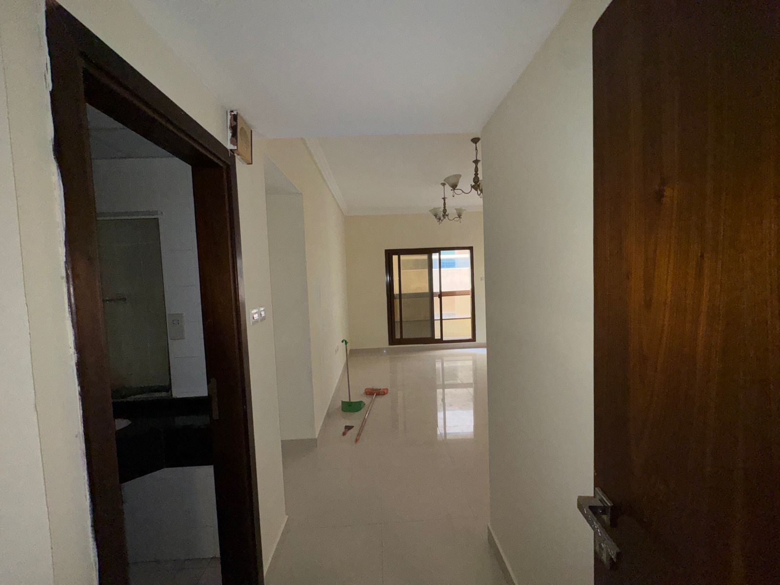 One bedroom and living room - second tenant - built-in wardrobes - free maintenance - master bedroom