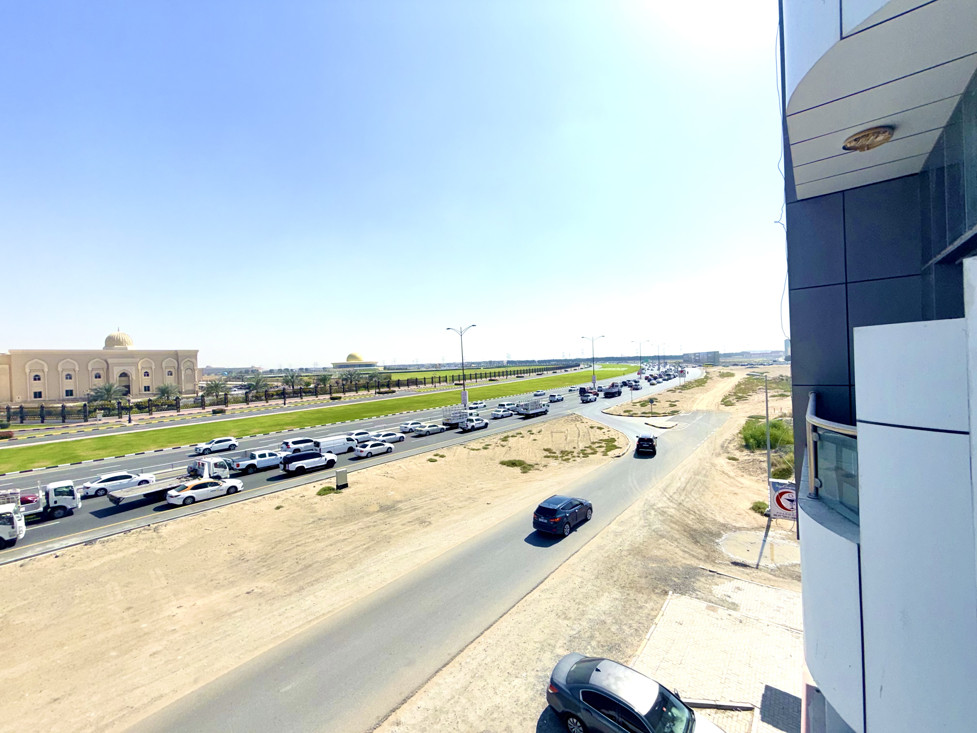 Bachelor Luxury 2bhk 2washroom with balcony school AERA for bachelor