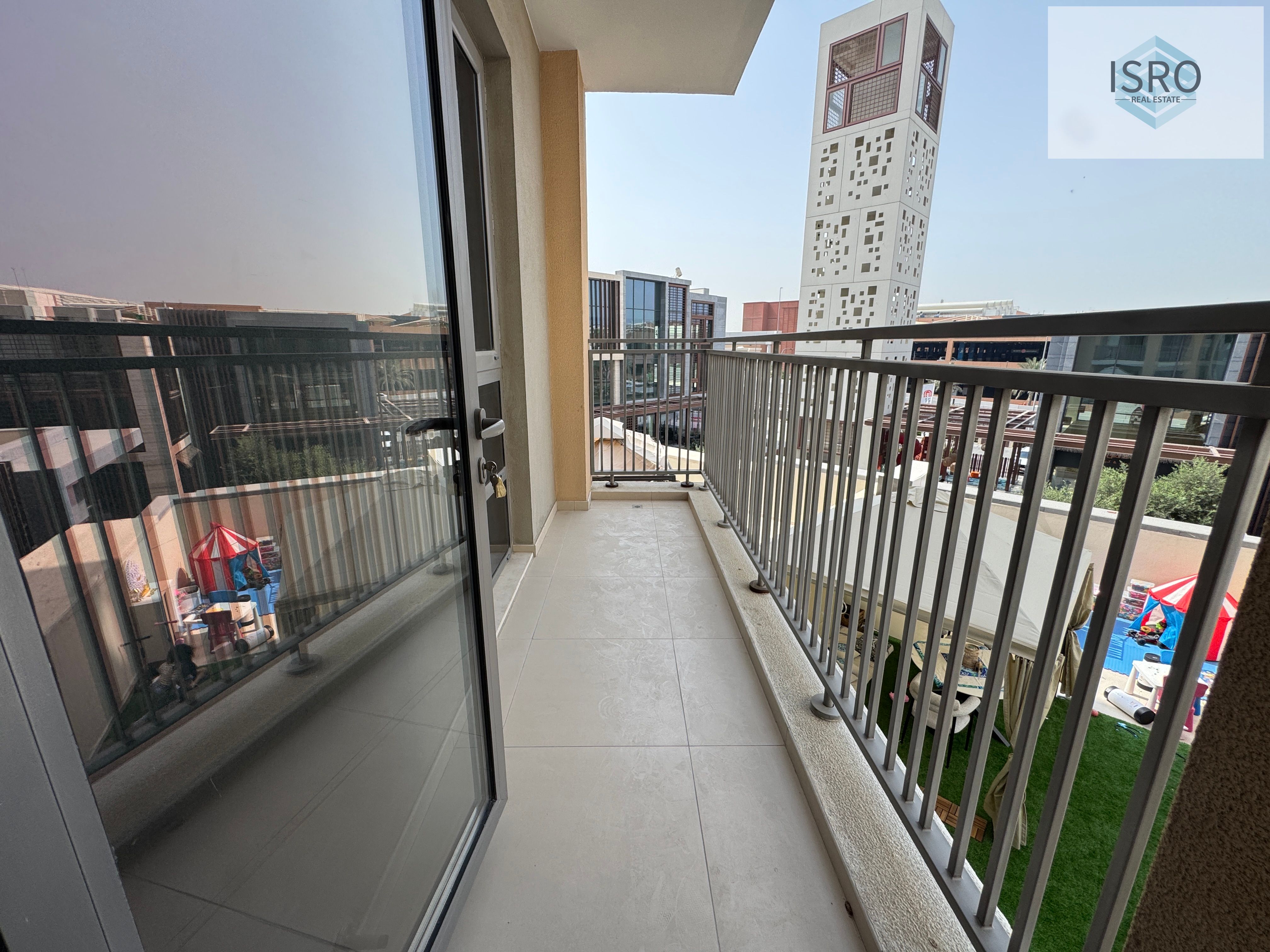 1 BR || Brand New || 60k ||