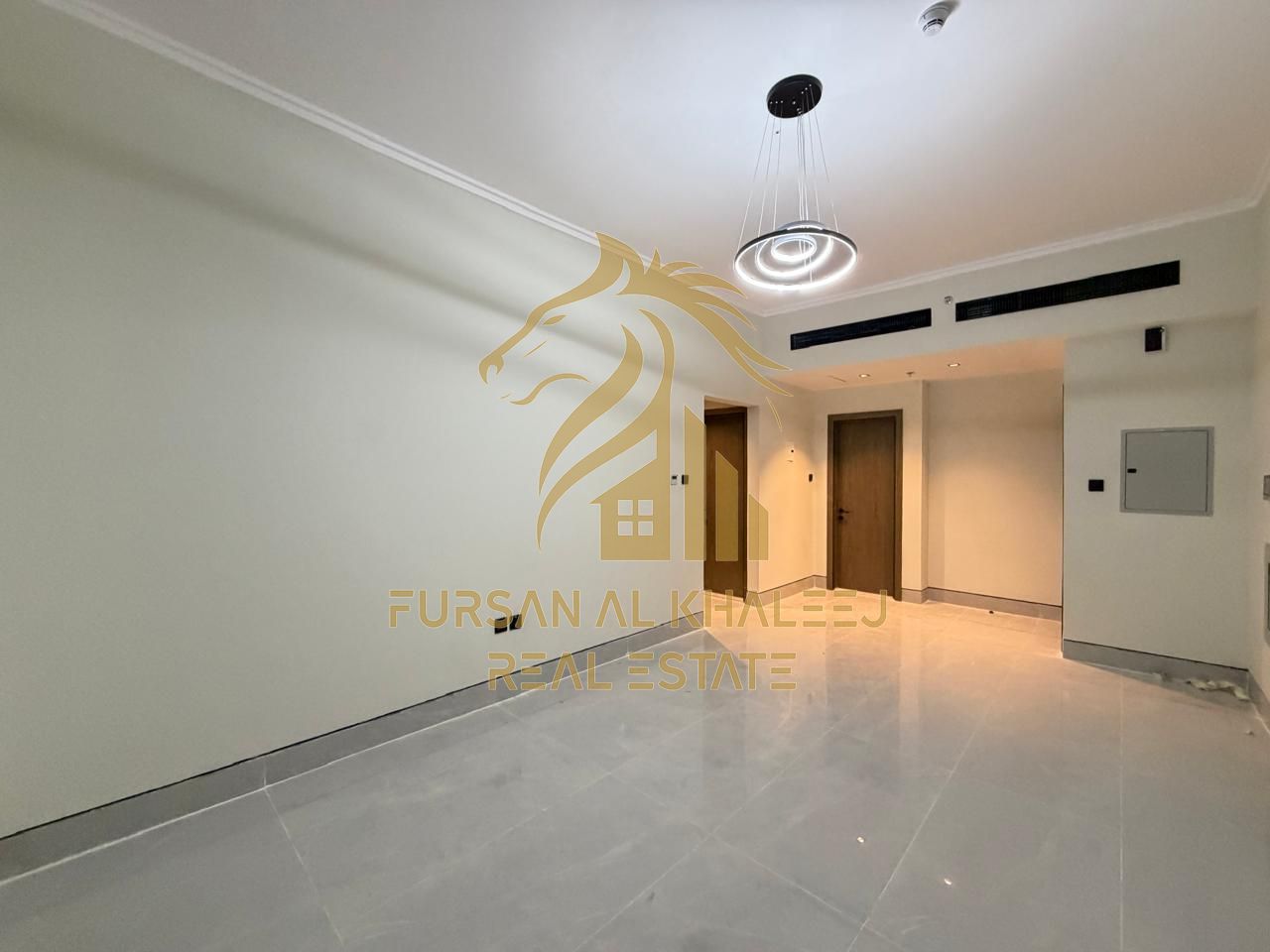 Brand New | Family Friendly | Near Airport and E311