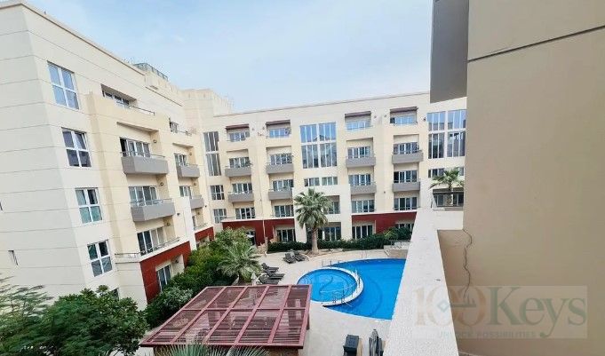 Chiller Free | Large Layout | Pool View