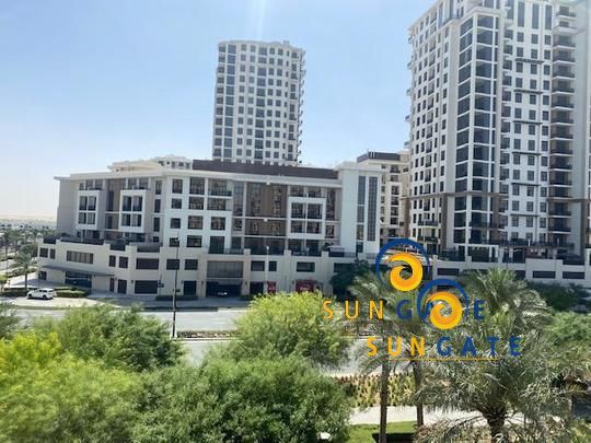 Unfurnished, low floor , community view