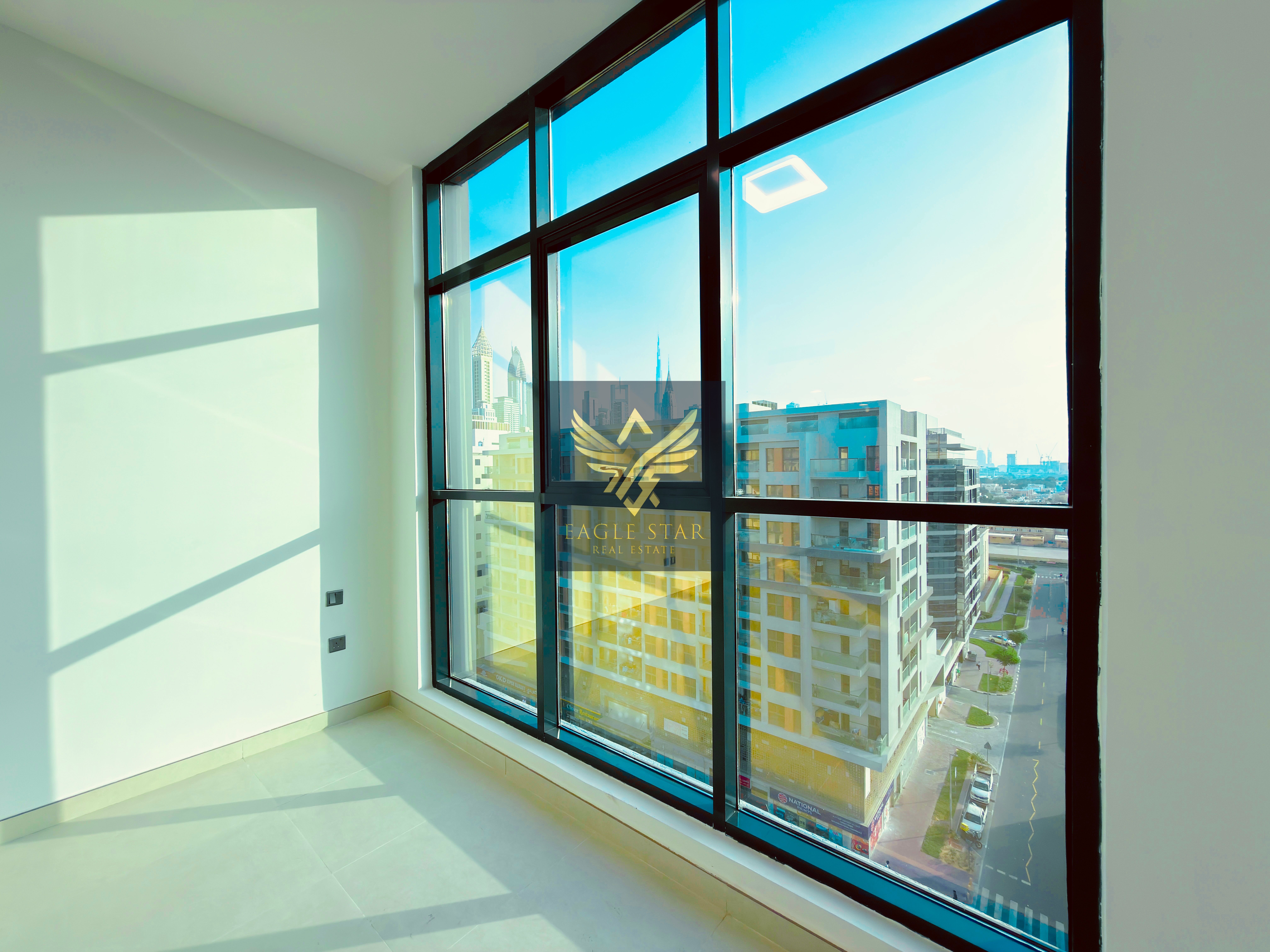 Spacious Studio / Brand New Building / With Balcony