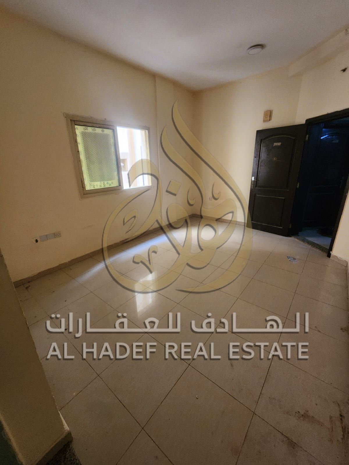 Studio apartment available for annual rent in Al Butina, located in a convenient area close to all essential services and near Zulekha Hospital, makin