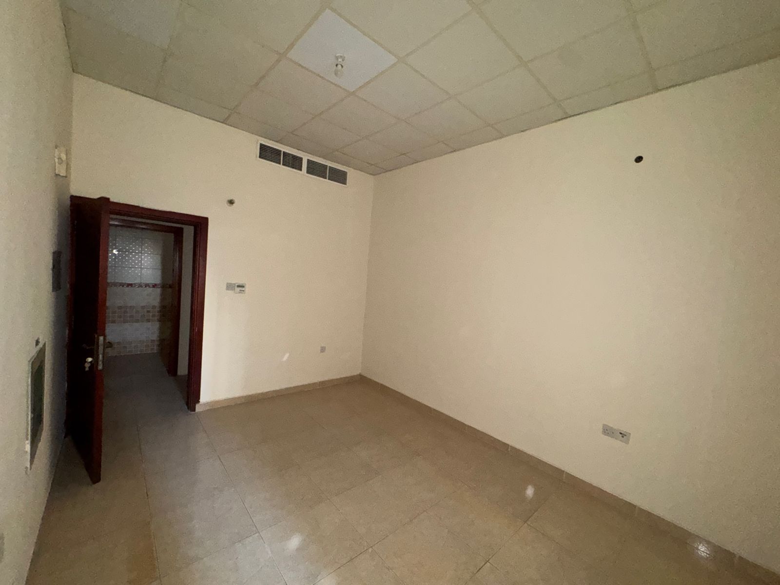 A great opportunity to live in a convenient and lively area in Al Nuaimiya 2, located in the