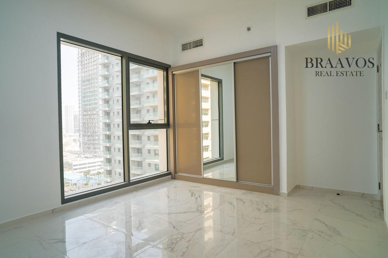 VIVID UNIT | SPACIOUS | MOVE IN READY