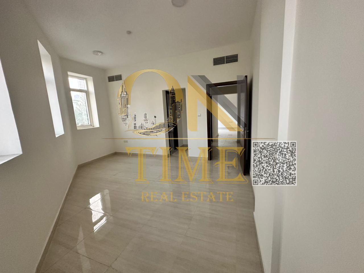 Prime location | Excellent view | All services available | 2 bathrooms | Easy access to main roads | Spacious area | Swimming pool | Balcony