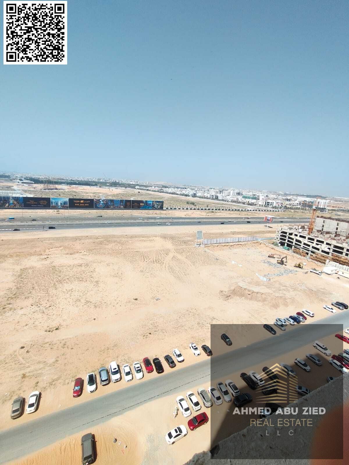 Maid's room | 3 large bedrooms | 2 balconies | 4 bathrooms | Large living room | Central air conditioning | Balcony with open view | Spacious area | P