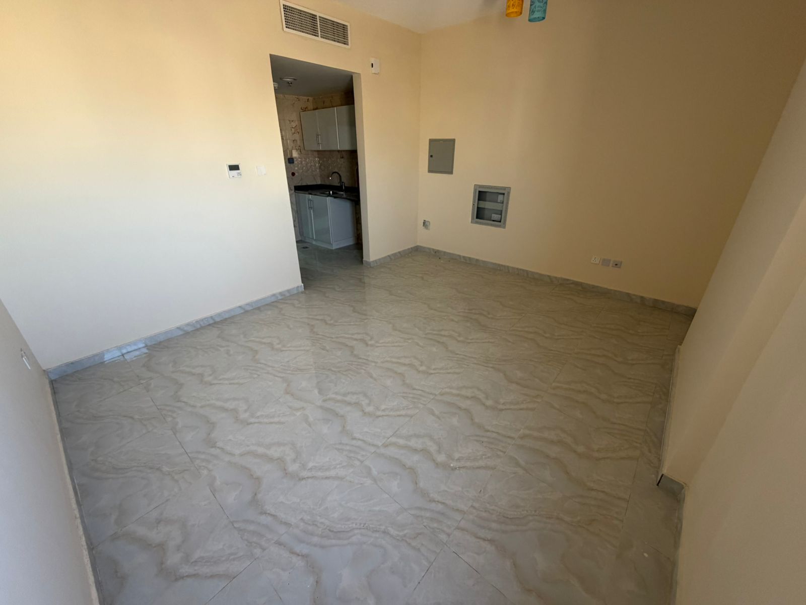 Beautiful studios for annual rent in Al Jurf 3, Ajman. Large area and excellent layout. Central air conditioning and cooling system. Excellent view, s