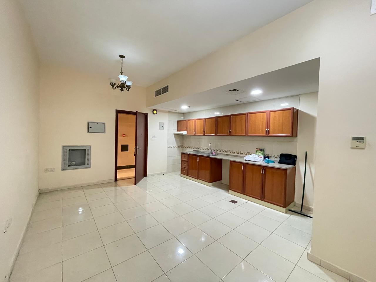 HOT Property/Studio with Central A. C/Central Gas/Just 25k in AL-Qasmiya ,Sharjah