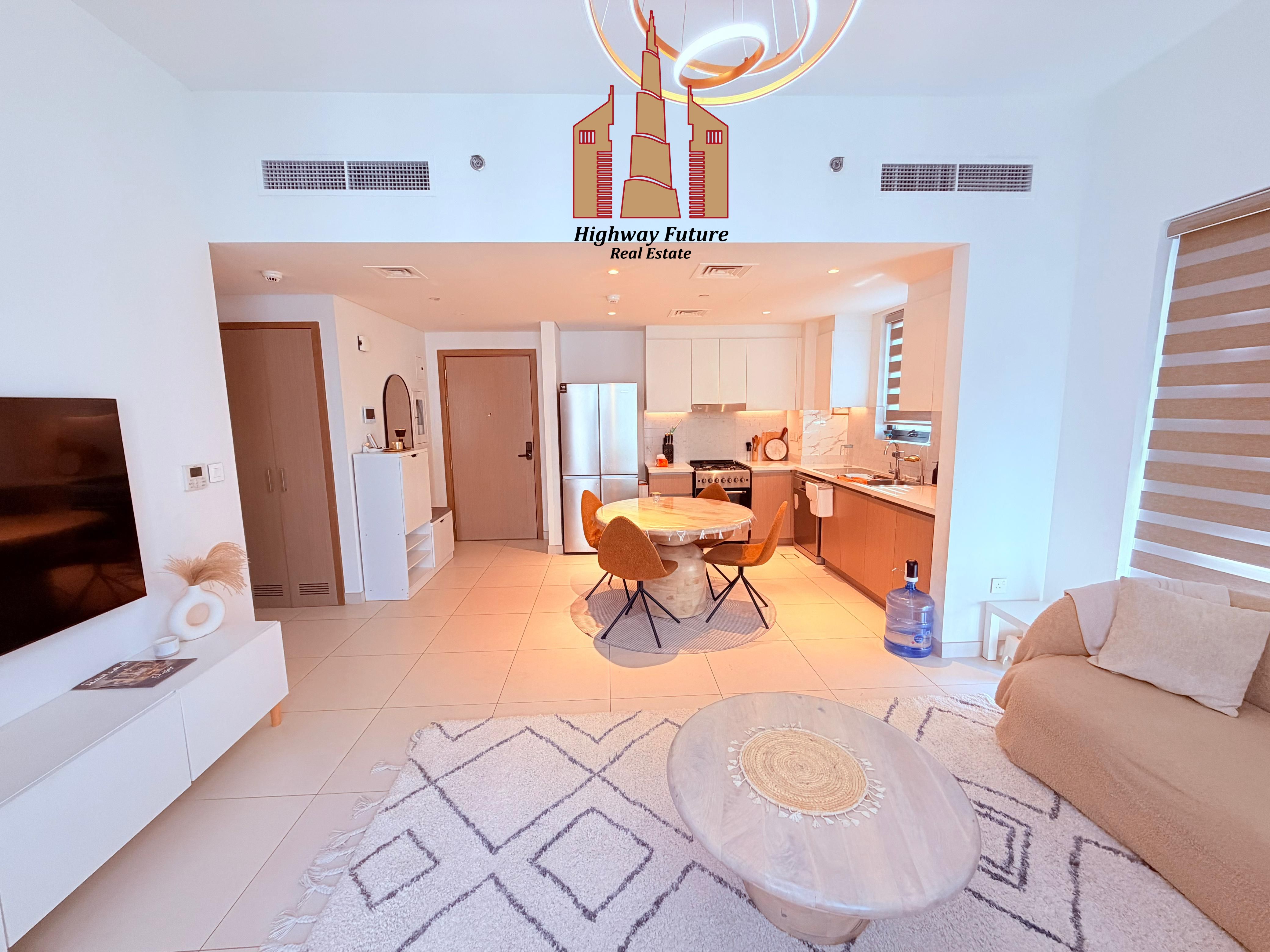 Luxurious 2-BR | All Amenities | Splendid Community |