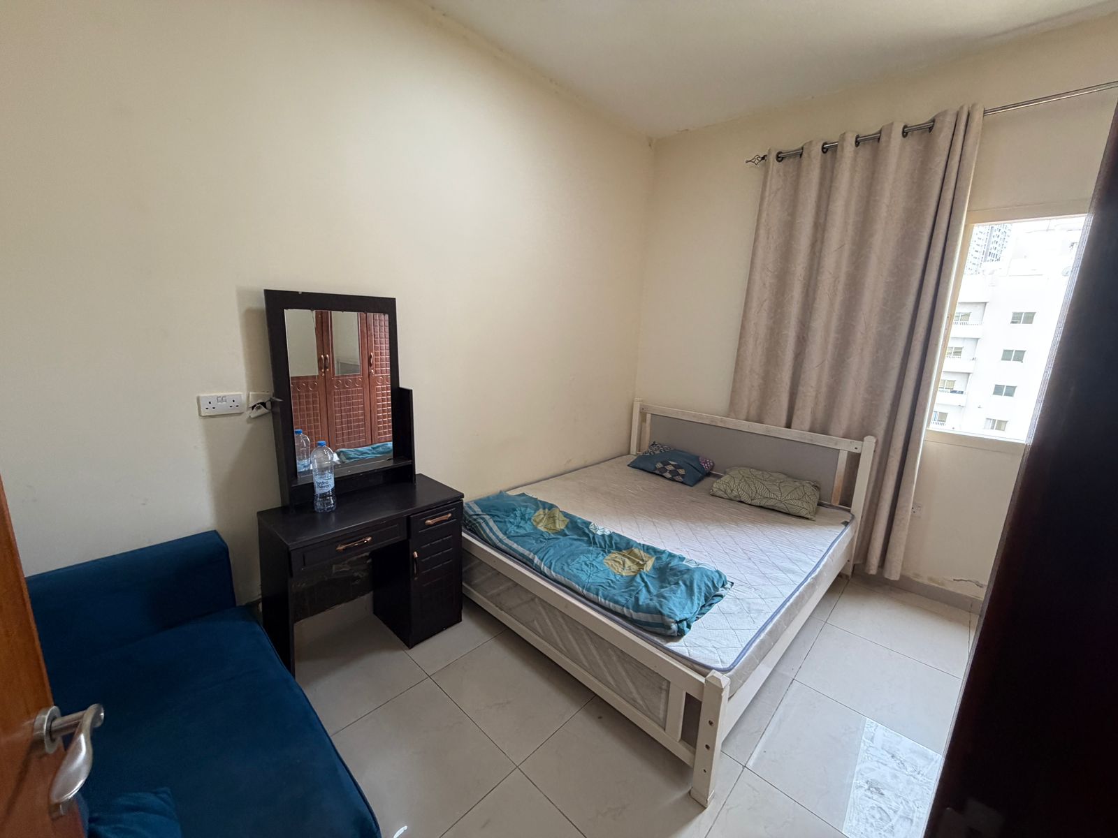 One-bedroom apartment for monthly rent