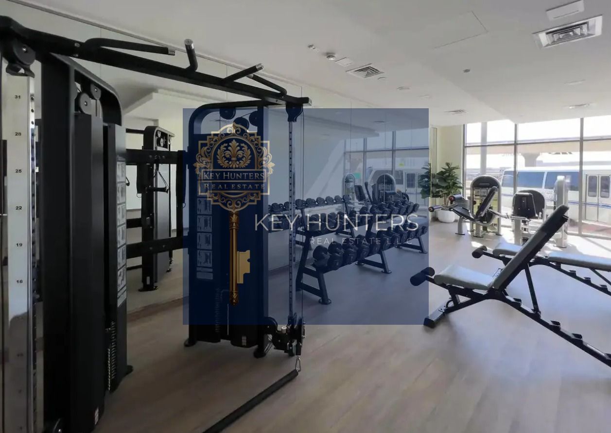 FULLY FURNISHED/STUDIO/AVAILABLE FROM APRIL END/12 CHEQUES