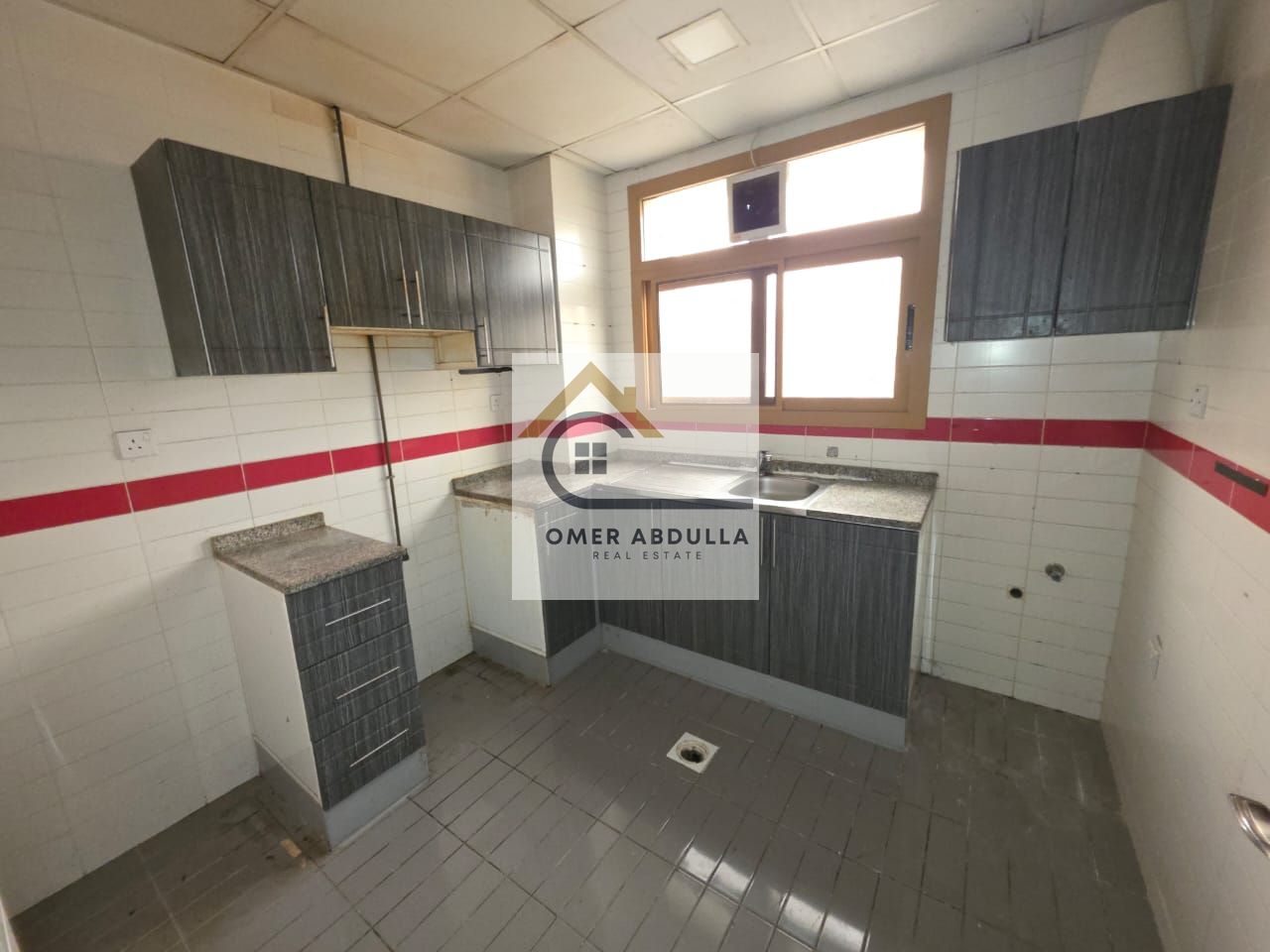 LIKE NEW LAVISH 1BHK WITH BEAUTIFUL KITCHEN FOR FAMILY IN MUWAILAH SCHOOL ZONE