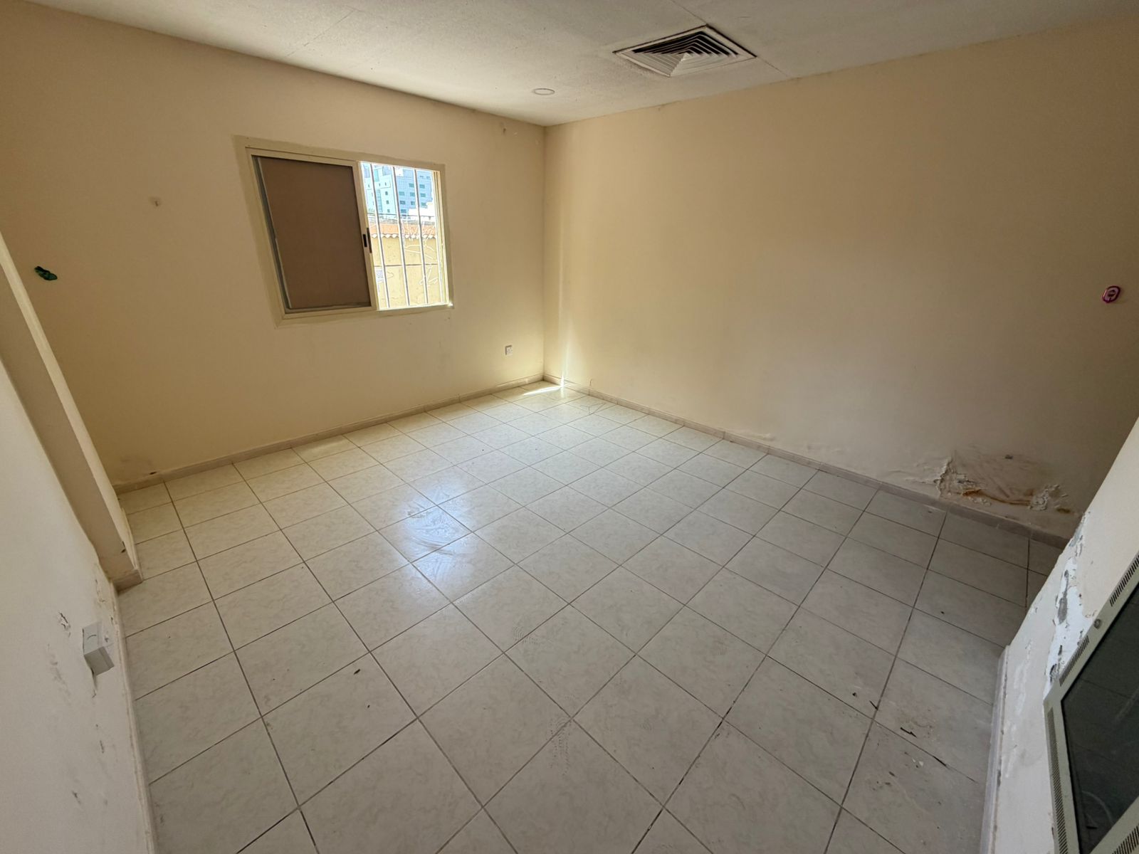Ground floor studio apartment for annual rent in Al Rashidiya, Ajman
